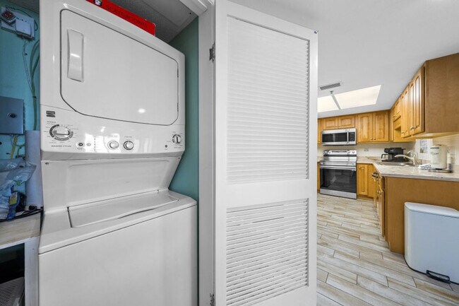 Building Photo - 24160 Perdido Beach Blvd