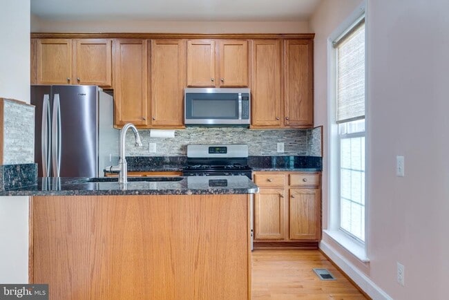 Building Photo - 2415 Terra Cotta Cir