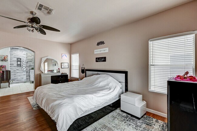 Building Photo - Stunning Fully Remodeled 5-Bedroom Home with Private Pool, FREE SOLAR INCLUDED, Huge Loft, Solar ...
