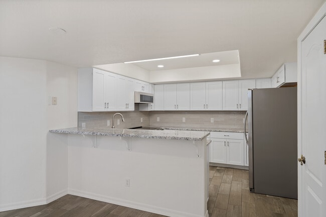Building Photo - 4295 Desert Springs Trail