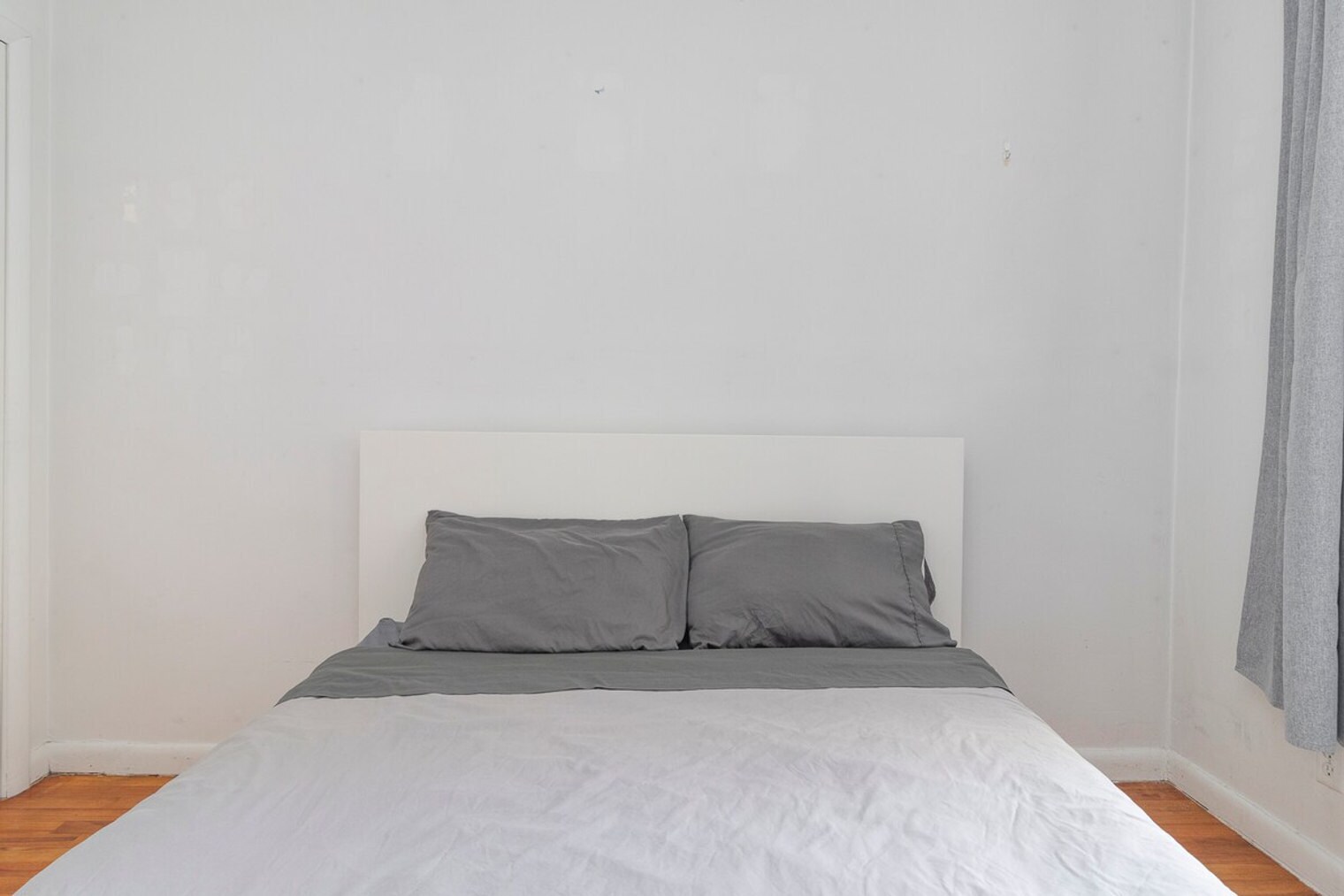 Building Photo - 315-317-317 E 95th St