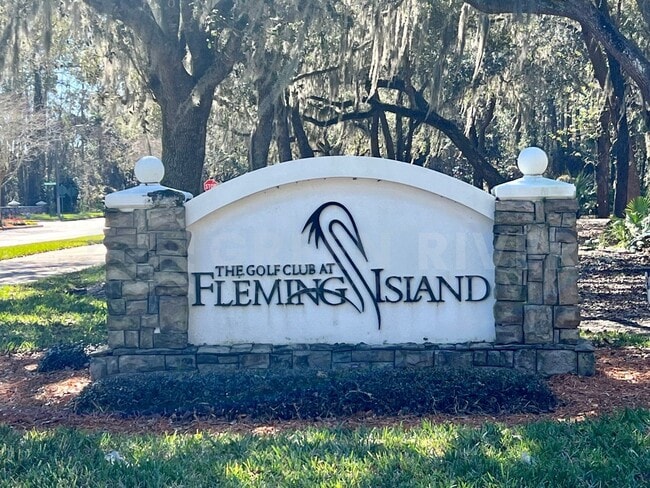 Building Photo - Beautiful 2BR Townhome in Amenity-Rich Fleming Island Community!!
