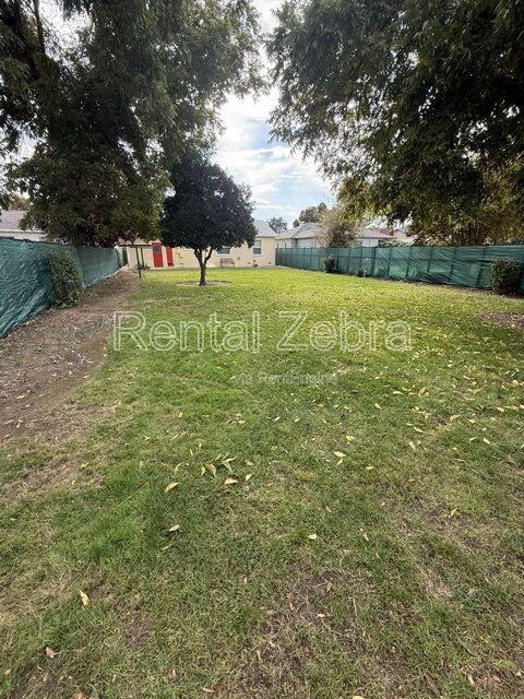 Building Photo - 1421 W 21st St