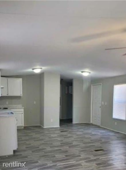Building Photo - 3 br, 2 bath Mobile Home - Forest Estates 813