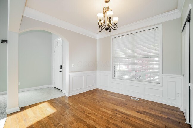 Building Photo - 2410 Long Bow Ave