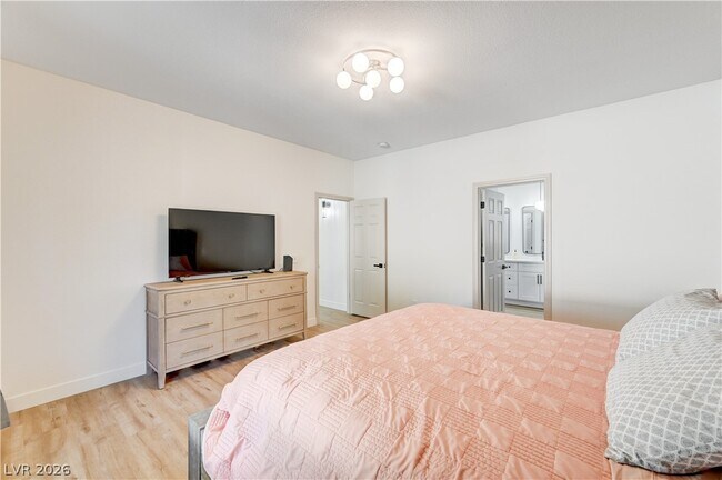 Building Photo - 3236 Rushing Waters Pl