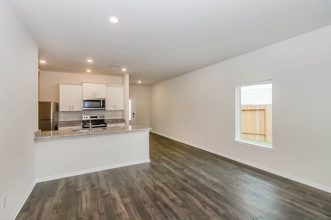 Building Photo - 8102 Sunberry Shadow Dr