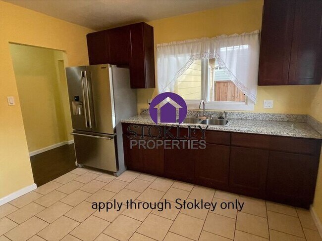 Building Photo - Stokley Properties Presents 608 B Street A...