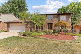 Building Photo - 3312 Palm Aire Ct