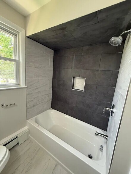 Building Photo - 55B-55B Haines Ave