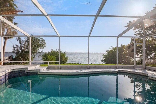 Building Photo - 1828 Sunrise Blvd