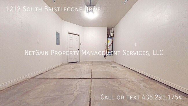 Building Photo - 1212 Bristlecone Dr