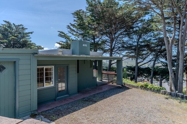 Building Photo - 401 Griffin Ave