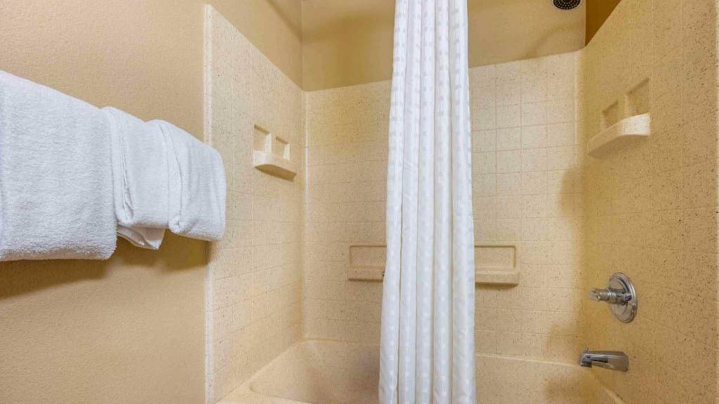 Building Photo - 200 Meijer Dr