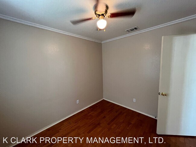 Building Photo - 4 br, 2 bath House - 8107 HEIGHTS VALLEY