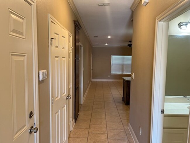 Building Photo - 3986 Mobley Ln