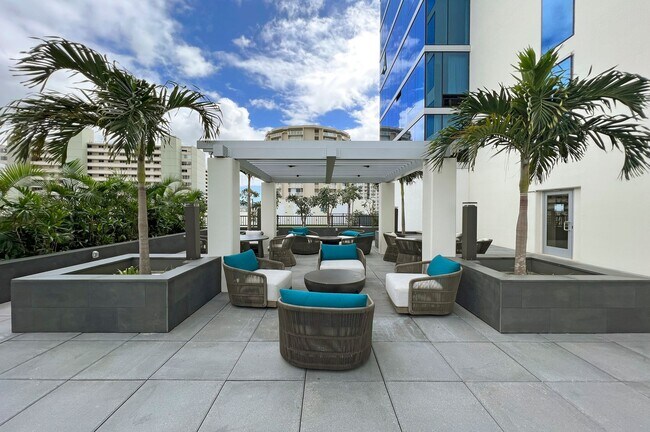 Building Photo - Azure 3505 - Urban living in Azure Ala Moana!
