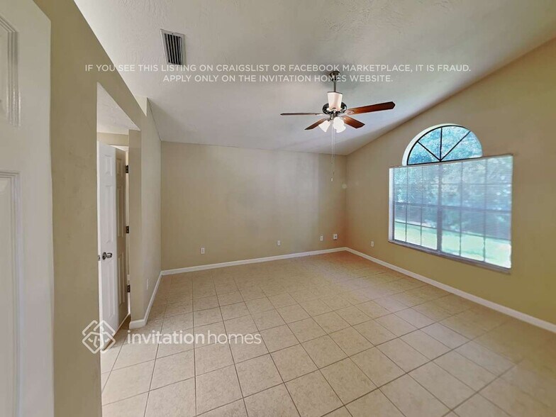 Building Photo - 3233 Vail View Dr