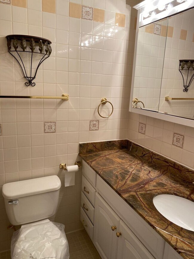 Building Photo - 5014 Flint Ridge Pl