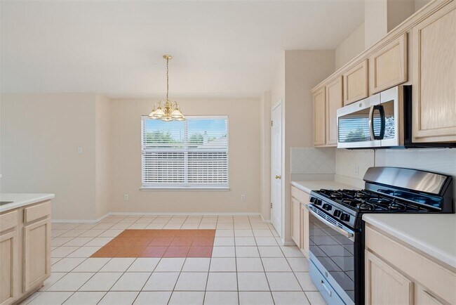 Building Photo - 3705 Crownover St