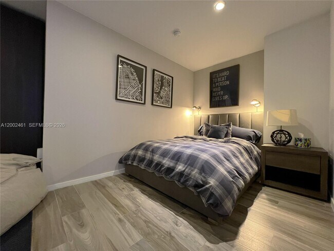 Building Photo - 801 S Miami Ave