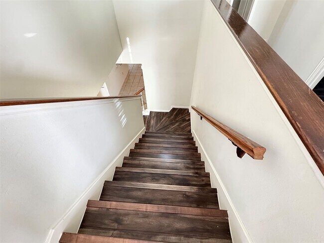 Building Photo - 16315 Cobble Springs Ct