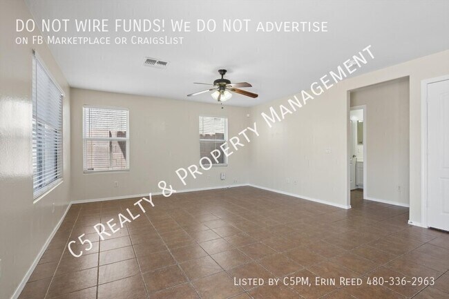 Building Photo - 3075 W Five Mile Peak Dr