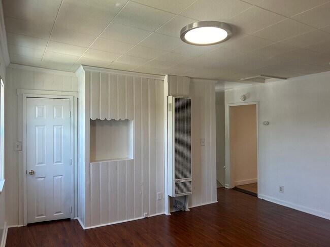 Building Photo - 5518Mont
