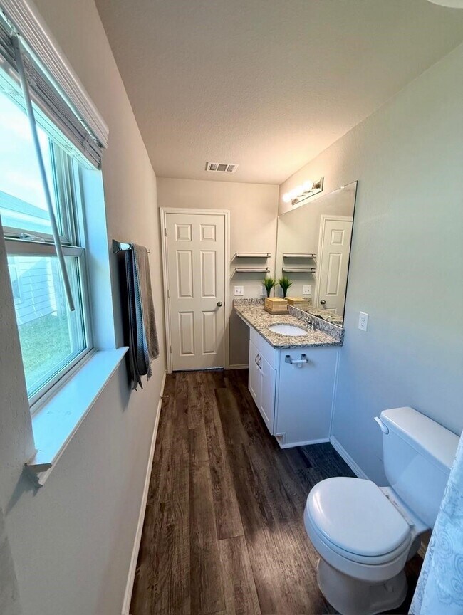 Building Photo - 21023 Twining Rose Ln
