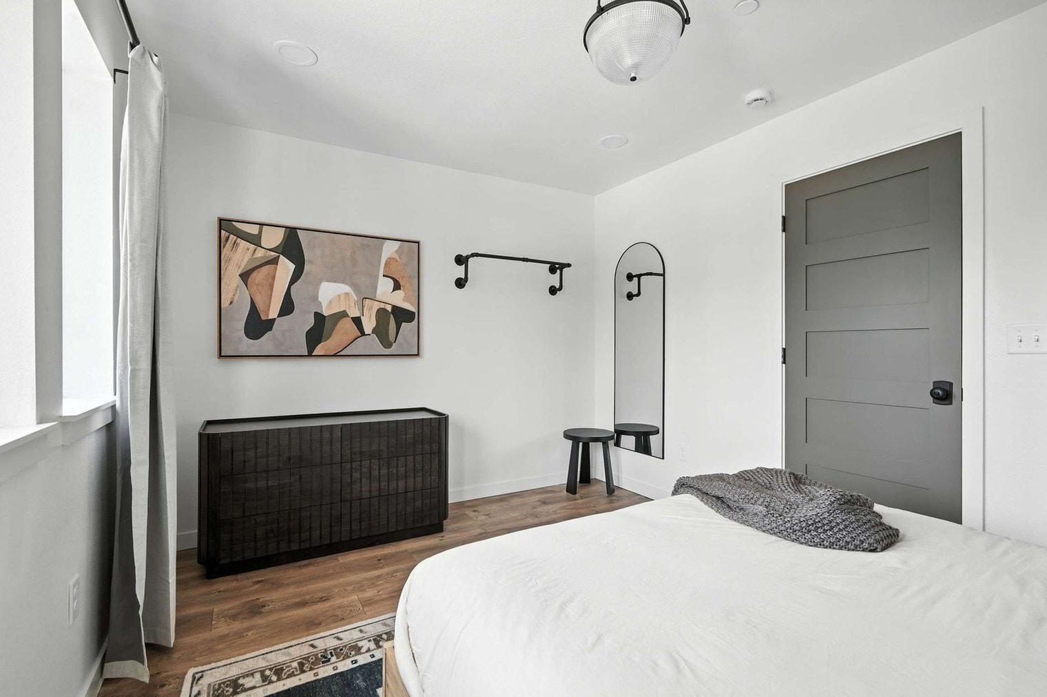 Building Photo - 925 NE 23rd Ave