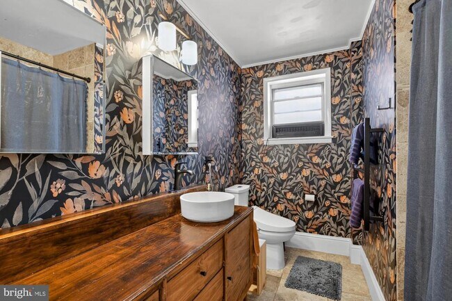 Building Photo - 4315 Lauriston St