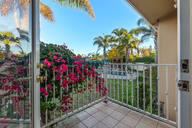 Building Photo - 1504 Vía Margarita