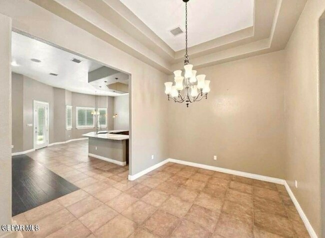 Building Photo - 13574 Emerald Falls Dr