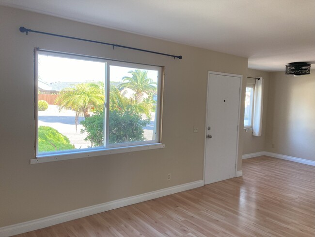Building Photo - 3930 San Lorenzo Ct