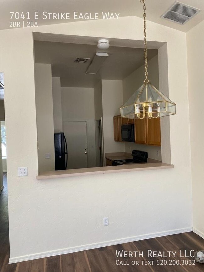 Building Photo - 7041 E Strike Eagle Way
