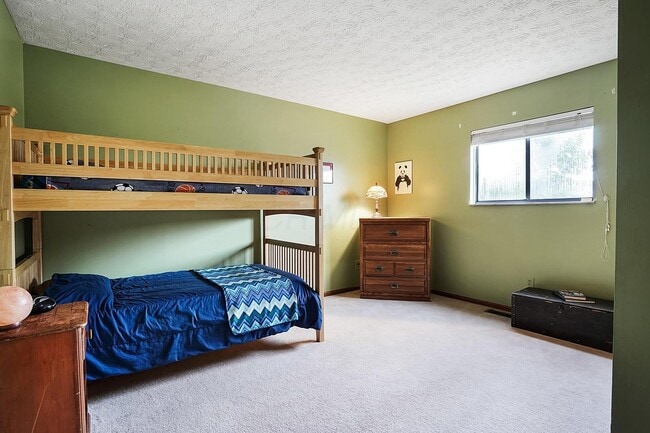 Building Photo - 3021 Cranston Dr