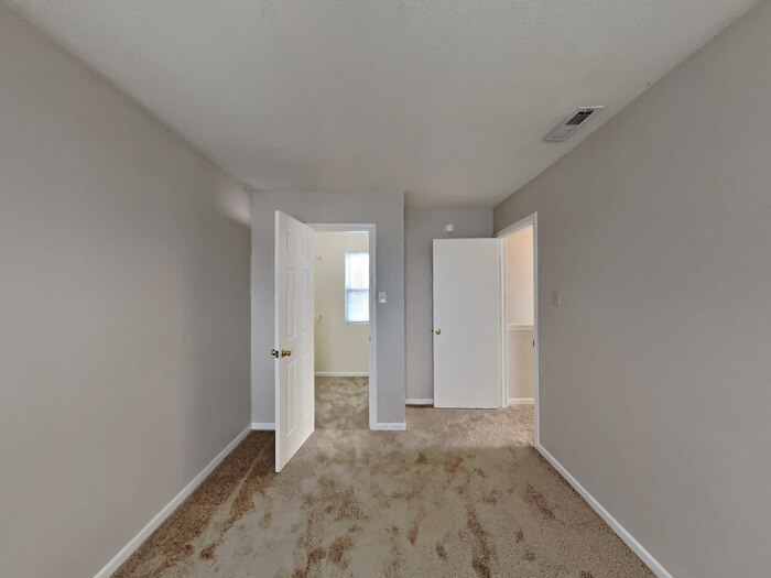 Building Photo - 8422 Sansa St
