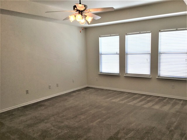 Building Photo - 8613 Corral Cir