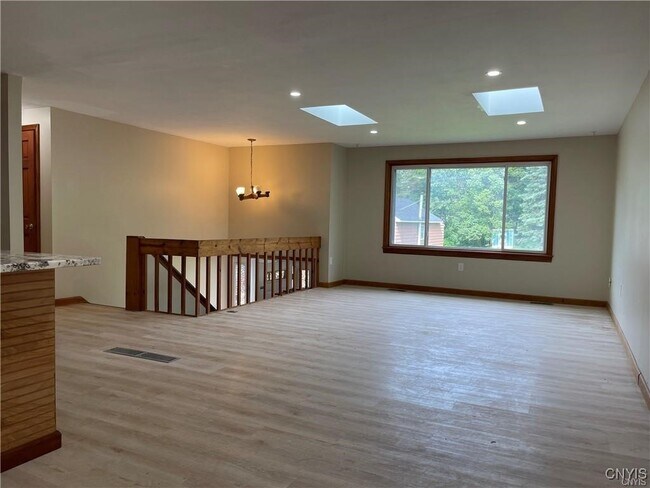 Building Photo - 134 Sunhill Terrace