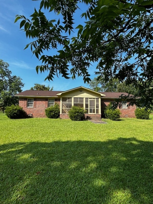 Primary Photo - 6 Claytor Rd
