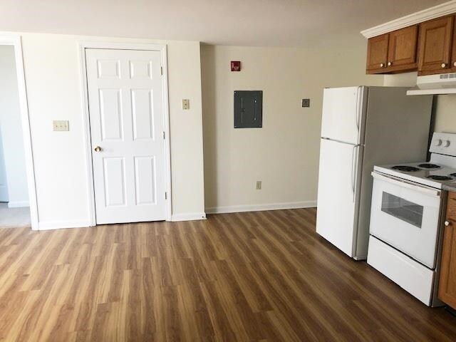 Building Photo - 4 Martin St