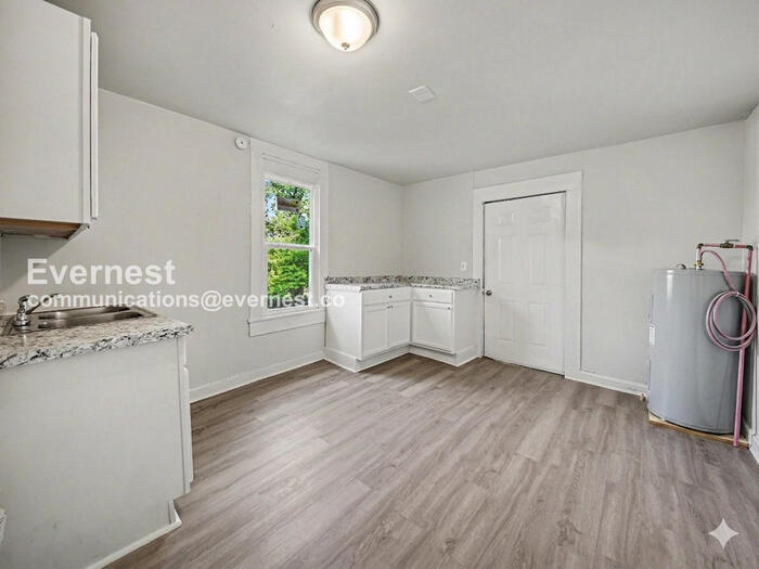 Building Photo - 2709 30th Street Ensley