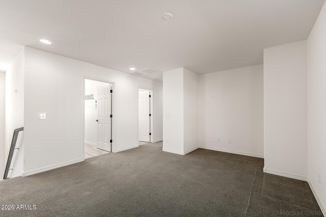 Building Photo - 1712 S 82nd Pl