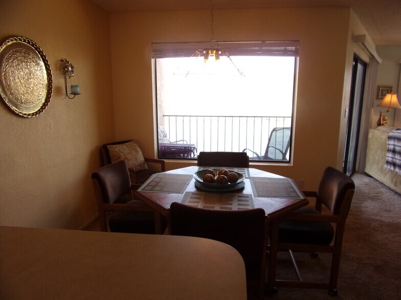 Building Photo - 1611 AZ-95