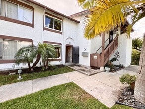 Building Photo - Charming 2BR Retreat with Private Patio, Scenic Views & Resort-Style Amenities