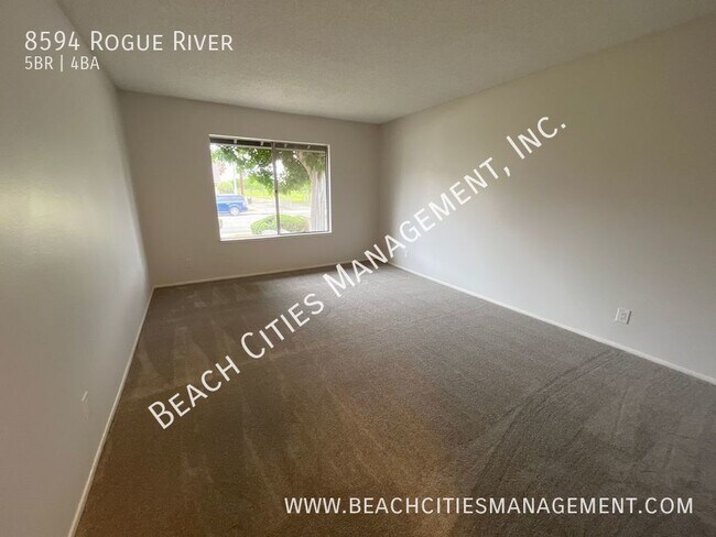 Building Photo - 8594 Rogue River Ave