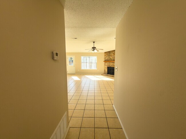 Building Photo - 2109 Bellmeade Cir