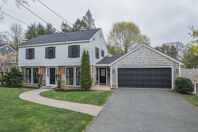 Building Photo - 167 Summer St