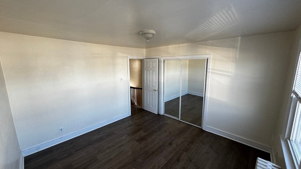 Building Photo - 4032 Maywood street