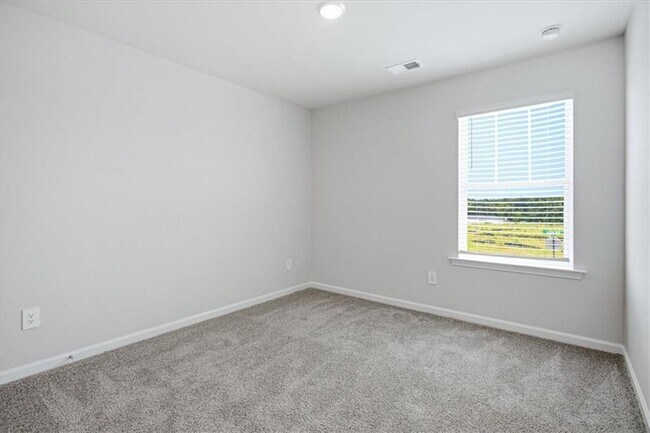 Building Photo - 2238 Ashton Dr